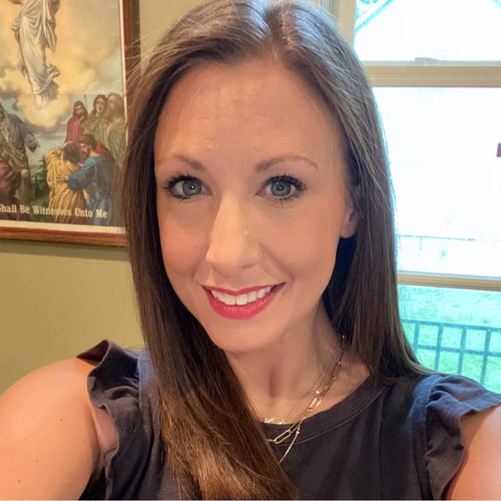 Meet your Posher, Jennifer